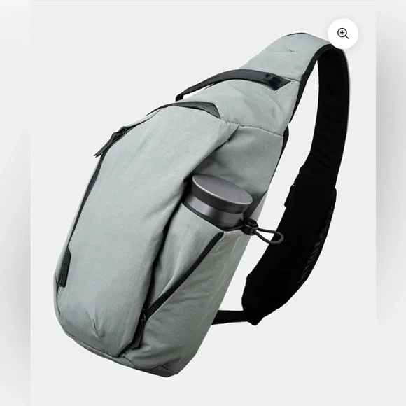 NWT Alpaka Gray Left Shoulder Metro Crossbody - Picture 1 of 12